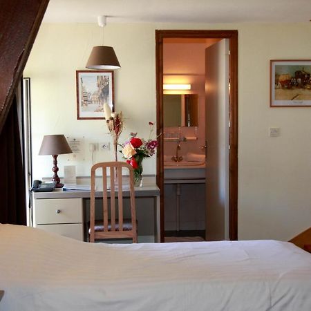 Hotel La Quebecoise ดีน็อง ภายนอก รูปภาพ
